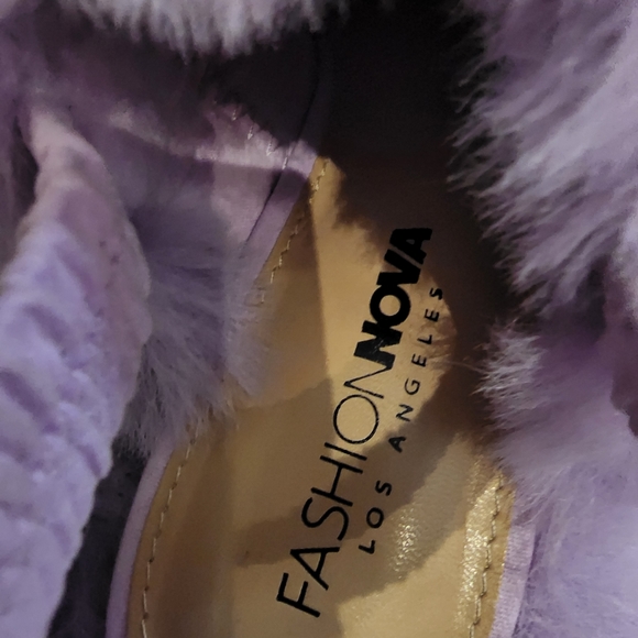 Platform Sandals - Picture 3 of 3